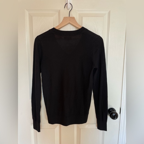 Quince Black Organic Cotton V-Neck Sweater - Picture 4 of 4